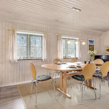 Lovely In Romo With Kitchen Holiday home *