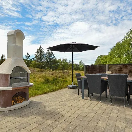 Lovely In Romo With Kitchen Holiday home